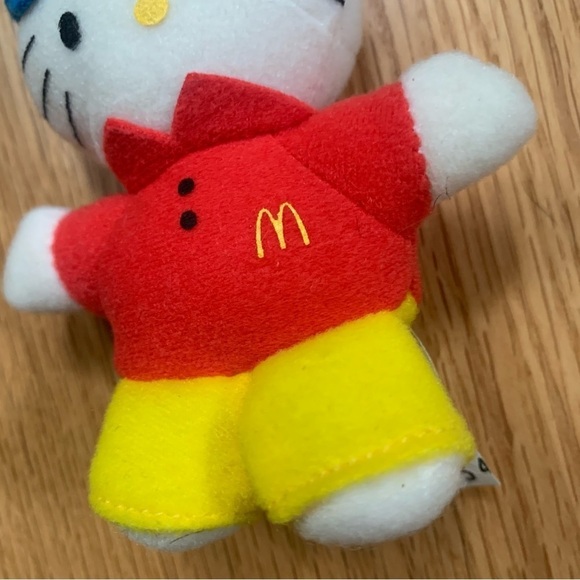 Hello Kitty McDonalds Sanrio 2000 Keychain Small Plush 4 Inches - Picture 9 of 11